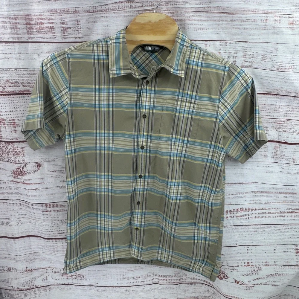 The North Face Shirt Mens Large Short Sleeve Plaid Button Up Performance Hiking